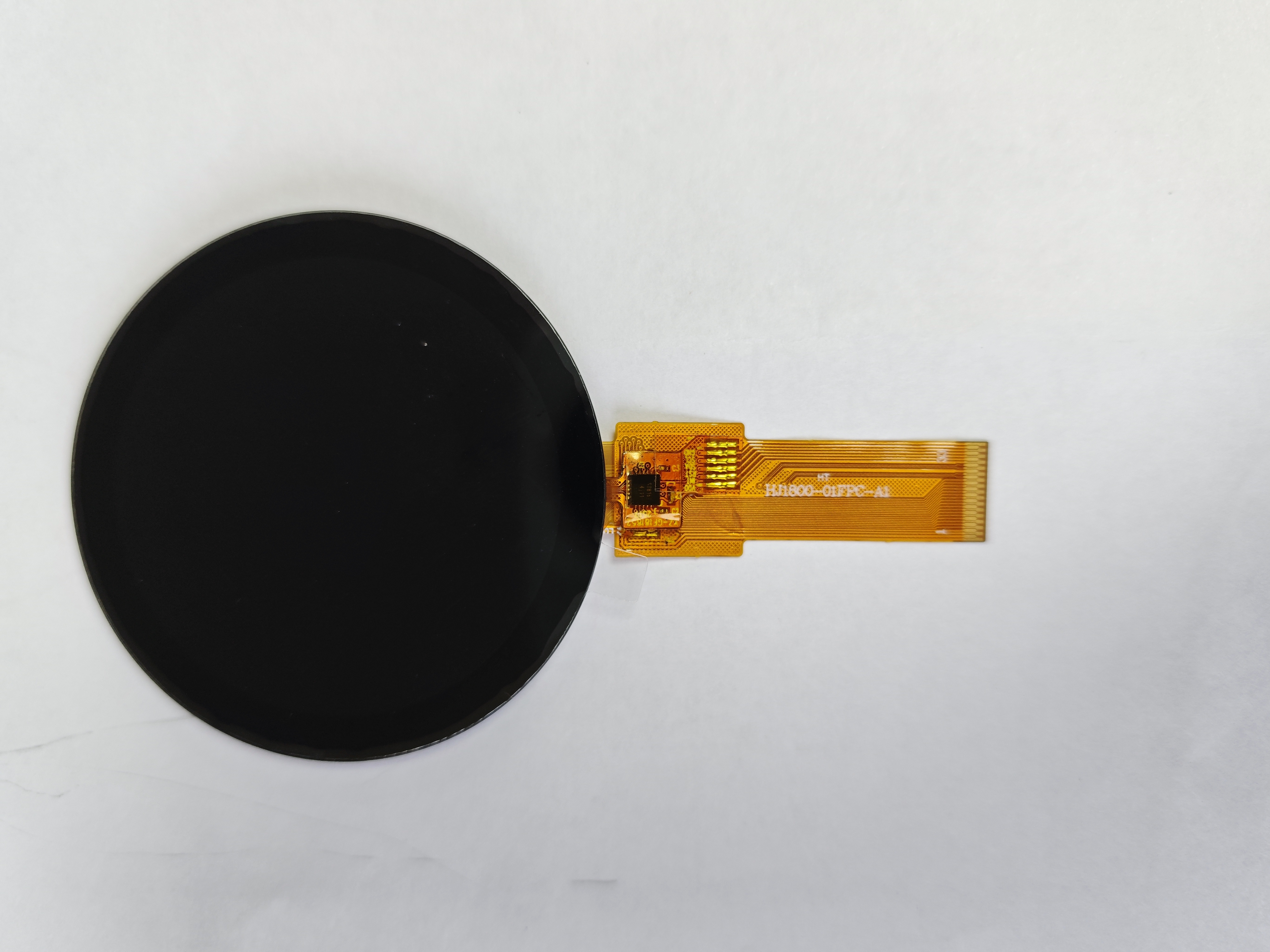 360*360 रिज़ॉल्यूशन और SPI/MCU/QSPI/MIPI इंटरफेस के लिए समर्थन के साथ 1.8-इंच राउंड स्क्रीन